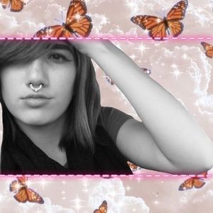 Meet your Posher, Alyssa